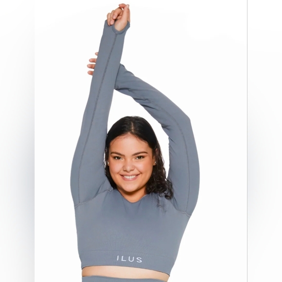 ILUS Label Seamlux Intensify Grey Long Sleeve Size L NWT - Picture 2 of 9